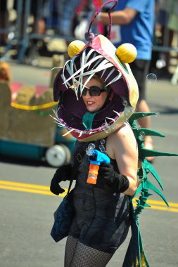 New York, Ny - 16 Haziran: İnsanlar katılmak 36 yıllık Mermaid Parade Coney Island 16 Haziran 2018 New York'ta. 
