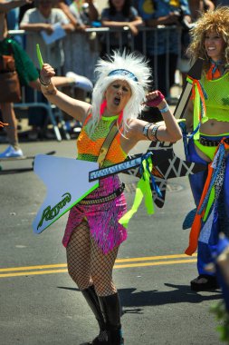 New York, Ny - 16 Haziran: İnsanlar katılmak 36 yıllık Mermaid Parade Coney Island 16 Haziran 2018 New York'ta. 