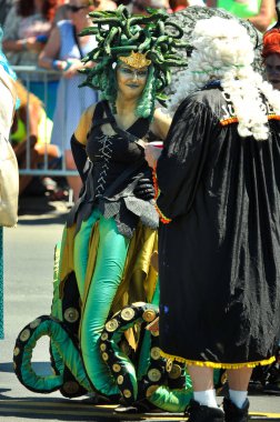 New York, Ny - 16 Haziran: İnsanlar katılmak 36 yıllık Mermaid Parade Coney Island 16 Haziran 2018 New York'ta. 