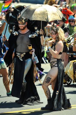 New York, Ny - 16 Haziran: İnsanlar katılmak 36 yıllık Mermaid Parade Coney Island 16 Haziran 2018 New York'ta. 