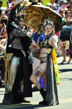 New York, Ny - 16 Haziran: İnsanlar katılmak 36 yıllık Mermaid Parade Coney Island 16 Haziran 2018 New York'ta. 