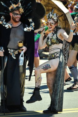 New York, Ny - 16 Haziran: İnsanlar katılmak 36 yıllık Mermaid Parade Coney Island 16 Haziran 2018 New York'ta. 