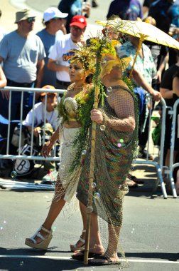 New York, Ny - 16 Haziran: İnsanlar katılmak 36 yıllık Mermaid Parade Coney Island 16 Haziran 2018 New York'ta. 
