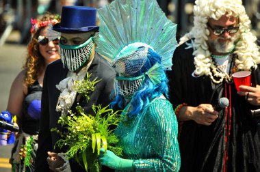 New York, Ny - 16 Haziran: İnsanlar katılmak 36 yıllık Mermaid Parade Coney Island 16 Haziran 2018 New York'ta. 