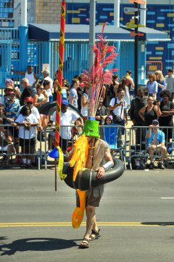 New York, Ny - 16 Haziran: İnsanlar katılmak 36 yıllık Mermaid Parade Coney Island 16 Haziran 2018 New York'ta. 