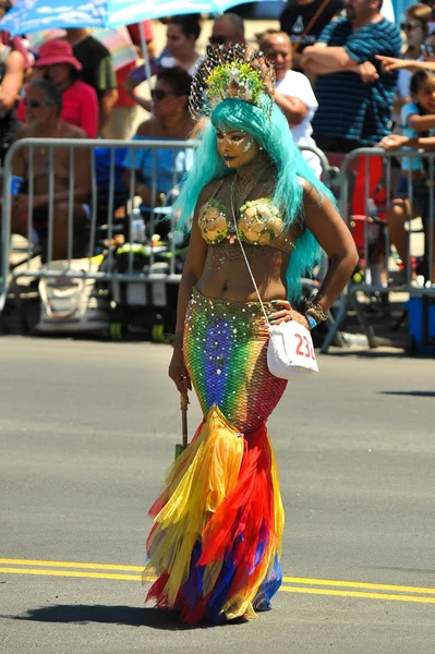 Nueva York Junio Gente Participa 36º Desfile Anual Sirenas Coney — Foto de Stock