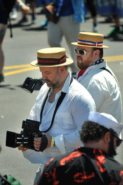 Nova Iorque Junho Pessoas Participam 36Th Anual Mermaid Parade Coney — Fotografia de Stock