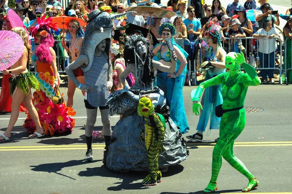 New York June People Participate 36Th Annual Mermaid Parade Coney — Stock Photo, Image