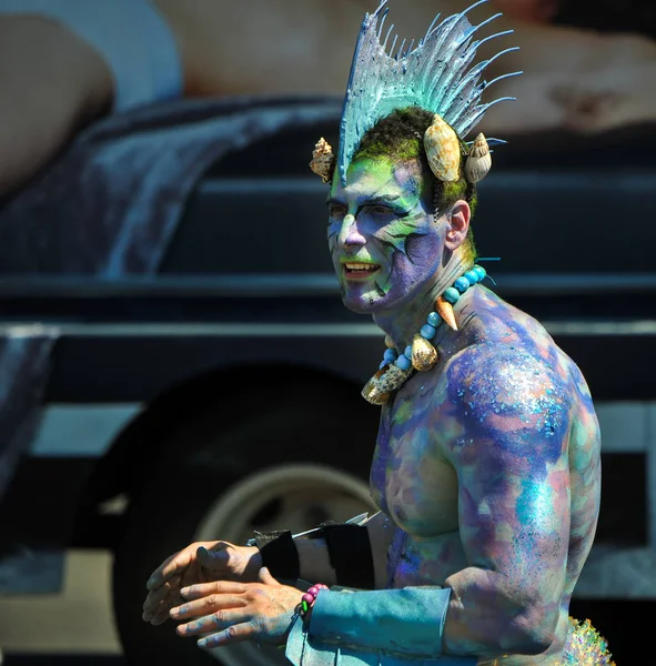 Nova Iorque Junho Pessoas Participam 36Th Anual Mermaid Parade Coney — Fotografia de Stock