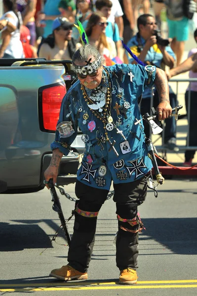 New York, Ny - 16 Haziran: İnsanlar katılmak 36 yıllık Mermaid Parade Coney Island 16 Haziran 2018 New York'ta. 