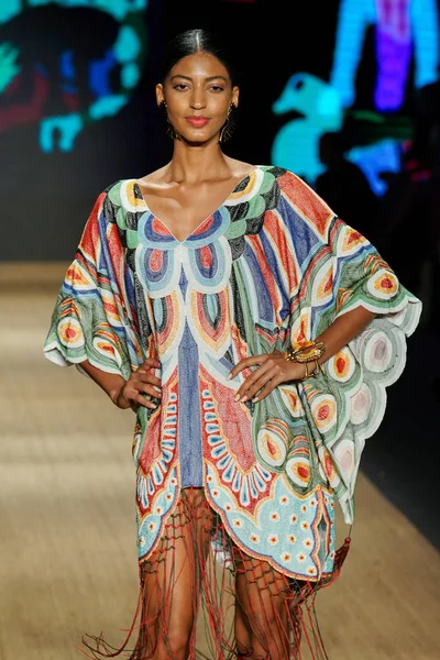 Miami Beach July Model Walks Runway Agua Bendita Paraiso Fashion — Stock Photo, Image