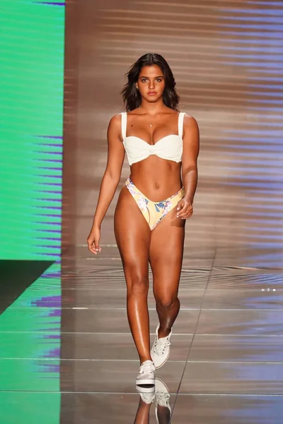 Miami Beach July Model Walks Runway Montce Swim Resort Spring — Stock Photo, Image