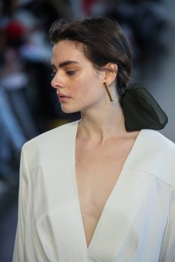 New York, Ny - 12 Şubat: Manken New York moda haftası sırasında Bevza için pist yürür: gösterir Galerisi II 12 Şubat 2018 NYC üzerinde bahar Studios.