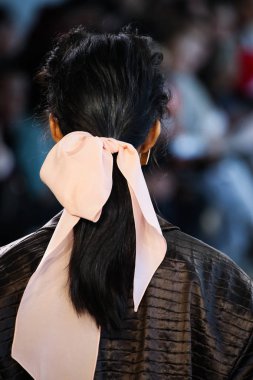 New York, Ny - 12 Şubat: Manken New York moda haftası sırasında Bevza için pist yürür: gösterir Galerisi II 12 Şubat 2018 NYC üzerinde bahar Studios.