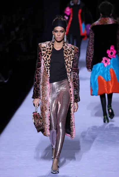 New York February Model Joan Smalls Walks Runway Tom Ford — Stock Photo, Image