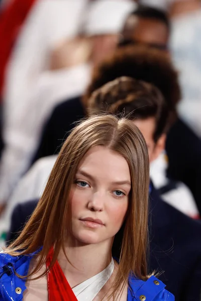 New York, Ny - 12 Şubat: Modelleri yürüyüş Ralph Lauren ilkbahar/yaz 18 moda gösterisi sırasında New York moda haftası 12 Şubat 2018 tarihinde New York'ta, pist final.