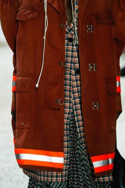 New York, Ny - 13 Şubat: Manken pist Calvin Klein koleksiyonu için 13 Şubat 2018 tarihinde New York moda haftası sırasında New York'ta yürür. 