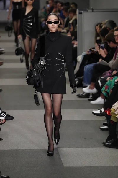 New York Şubat Manken Alexander Wang Defile Pist New York — Stok fotoğraf