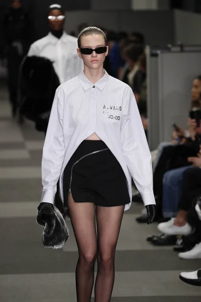 New York Şubat Manken Alexander Wang Defile Pist New York — Stok fotoğraf