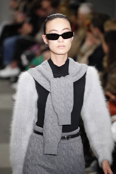 New York Şubat Manken Alexander Wang Defile Pist New York — Stok fotoğraf