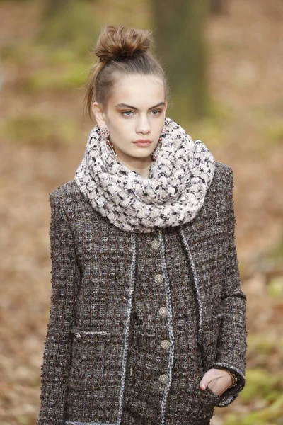 Paris France March Model Walks Runway Chanel Show Part Paris — Stock Photo, Image