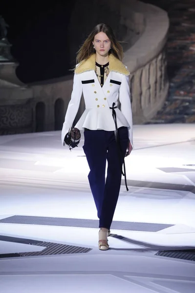 Paris France March Model Walks Runway Louis Vuitton Show Part — Stock Photo, Image