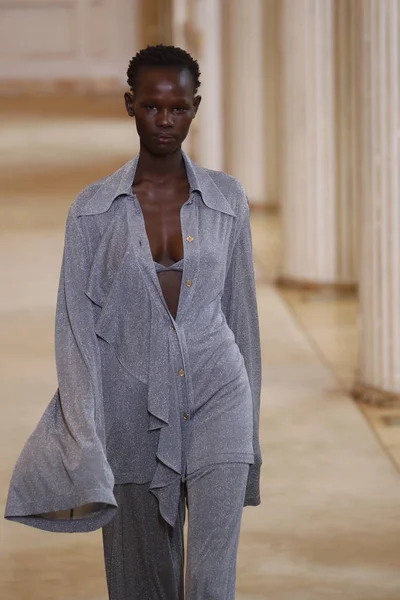 Paris França Março Modelo Caminha Passarela Durante Desfile Nina Ricci — Fotografia de Stock