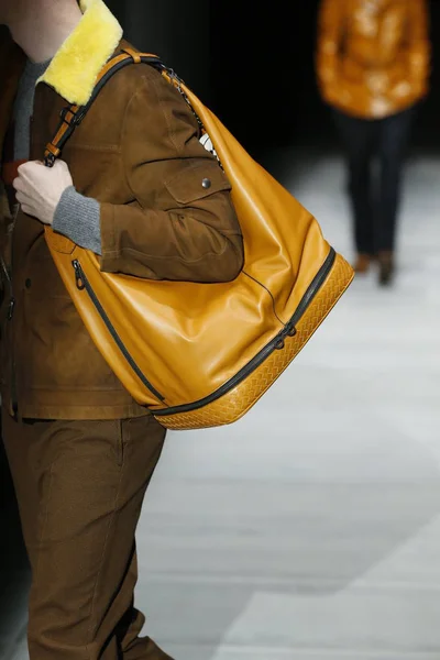 New York Februari Een Model Loopt Landingsbaan Bottega Veneta Fall — Stockfoto