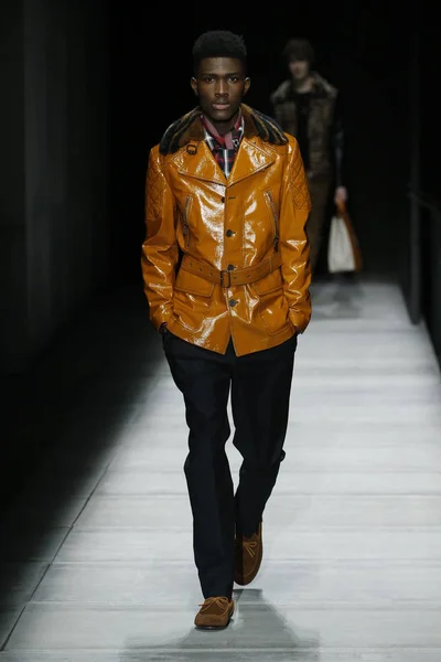 New York Février Mannequin Parcourt Piste Bottega Veneta Fall Winter — Photo