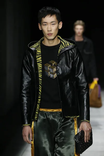 New York February Model Walks Runway Bottega Veneta Fall Winter — Stock Photo, Image