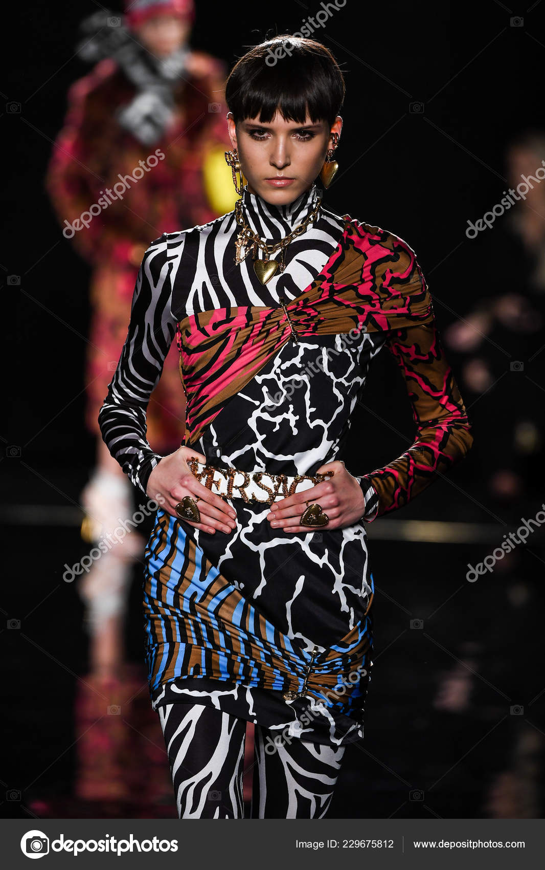 New York New York December Sara Soric Walks Runway Versace Stock