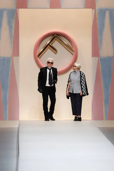 Mailand Italien September Designer Karl Lagerfeld Und Silvia Venturini Fendi — Stockfoto