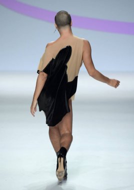 New York, Ny - Eylül 07: Yanis Marshall Marco Marco - Eylül 2017 - New York moda haftası 7 Eylül 2017 tarihinde New York'ta pist yürür