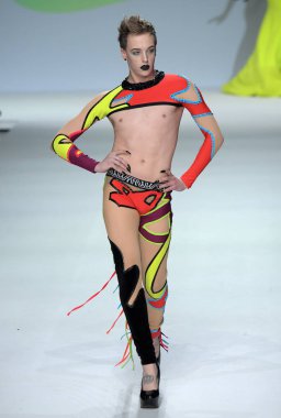 New York, Ny - Eylül 07: Laganja Estranja tarihinde 7 Eylül 2017 Marco Marco - Eylül 2017 - New York moda haftası sırasında New York'ta pist yürür