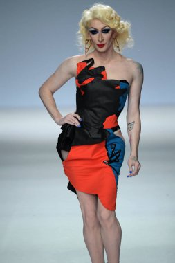 New York, Ny - Eylül 07: Detoks üzerinde 7 Eylül 2017 Marco Marco - Eylül 2017 - New York moda haftası sırasında New York'ta pist yürür