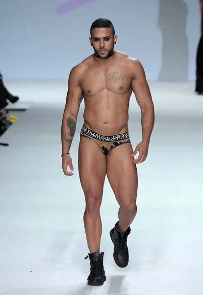 New York September Ivan Medina Walks Runway Marco Marco September — Stock Photo, Image