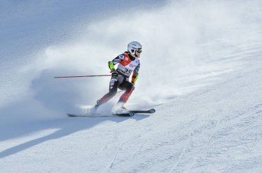 Killington, Vt - Kasım 24: Haruna Ishikawa Japonya büyük slalom Audi FIS kayak Dünya Kupası - 24 Kasım 2018 Killington, Vermont bardakta Killington adlı ilk çalıştırma sonra Bitiş alanında. 