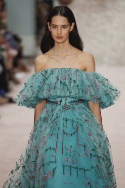 New York, Ny - 10 Eylül: Carolina Herrera New York moda haftası sırasında: 10 Eylül 2018 dizileri New York City.