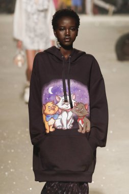 New York, Ny - 11 Eylül: Manken pist koç 1941 için New York moda haftası sırasında yürür: gösterir üzerinde 11 Eylül 2018 New York City.