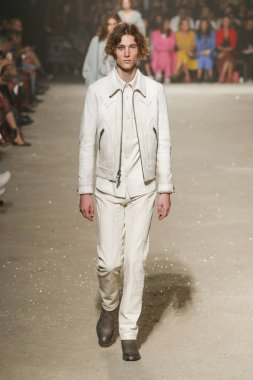 New York, Ny - 11 Eylül: Manken pist koç 1941 için New York moda haftası sırasında yürür: gösterir üzerinde 11 Eylül 2018 New York City.