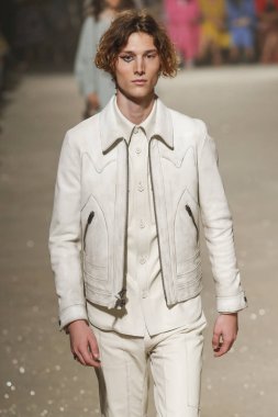 New York, Ny - 11 Eylül: Manken pist koç 1941 için New York moda haftası sırasında yürür: gösterir üzerinde 11 Eylül 2018 New York City.