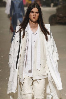 New York, Ny - 11 Eylül: Manken pist koç 1941 için New York moda haftası sırasında yürür: gösterir üzerinde 11 Eylül 2018 New York City.