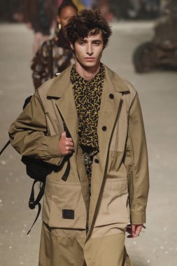 New York, Ny - 11 Eylül: Manken pist koç 1941 için New York moda haftası sırasında yürür: gösterir üzerinde 11 Eylül 2018 New York City.