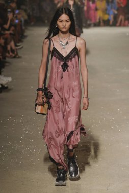 New York, Ny - 11 Eylül: Manken pist koç 1941 için New York moda haftası sırasında yürür: gösterir üzerinde 11 Eylül 2018 New York City.