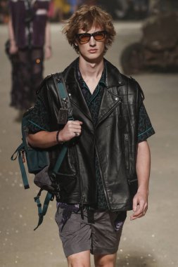 New York, Ny - 11 Eylül: Manken pist koç 1941 için New York moda haftası sırasında yürür: gösterir üzerinde 11 Eylül 2018 New York City.