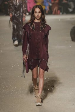 New York, Ny - 11 Eylül: Manken pist koç 1941 için New York moda haftası sırasında yürür: gösterir üzerinde 11 Eylül 2018 New York City.