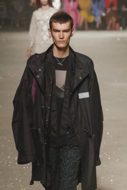 New York, Ny - 11 Eylül: Manken pist koç 1941 için New York moda haftası sırasında yürür: gösterir üzerinde 11 Eylül 2018 New York City.