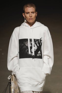 New York, Ny - 11 Eylül: Manken pist koç 1941 için New York moda haftası sırasında yürür: gösterir üzerinde 11 Eylül 2018 New York City.