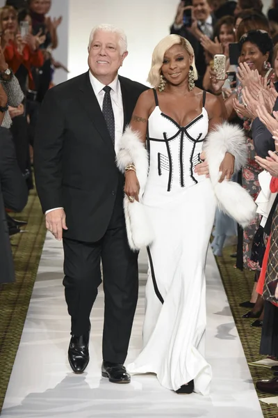 New York Eylül Dennis Basso Moda Pist Üzerinde Eylül 2018 — Stok fotoğraf