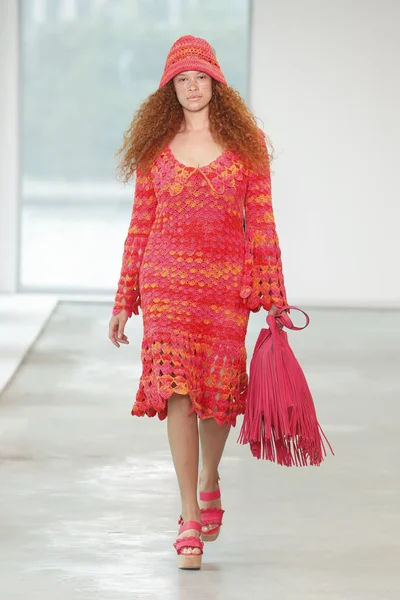 New York September Model Walks Runway Wearing Michael Kors Spring — Stock Photo, Image